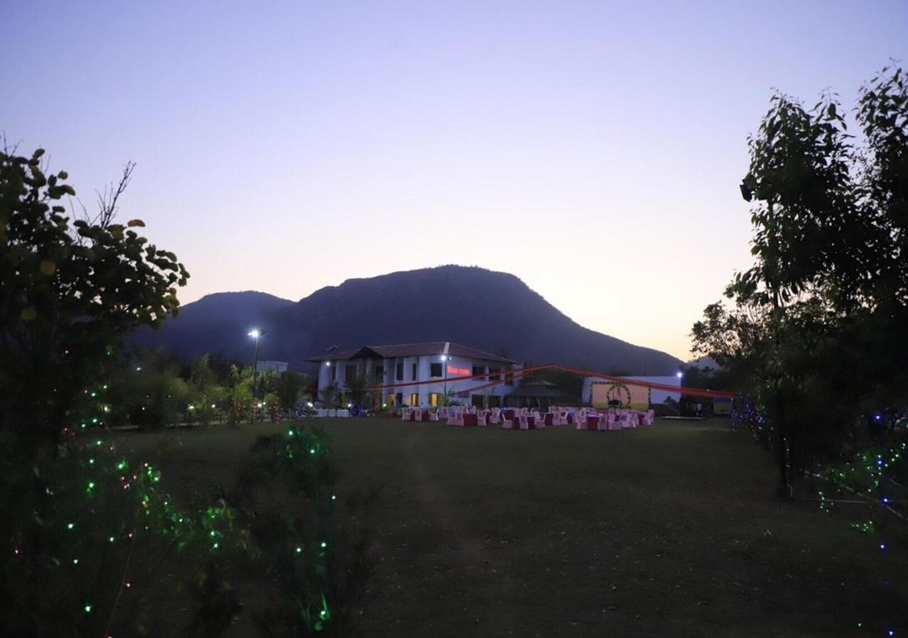 Virat Resorts, Sariska Rajasthan Bairat Экстерьер фото